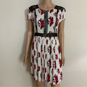 GOTH! Women's ROYAL BONES White Red Black SKULL & ROSES Lace MINI DRESS  M